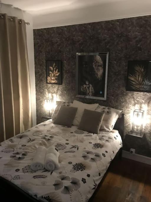 Bienvenue Chez Moi Apartamento Calais Exterior foto