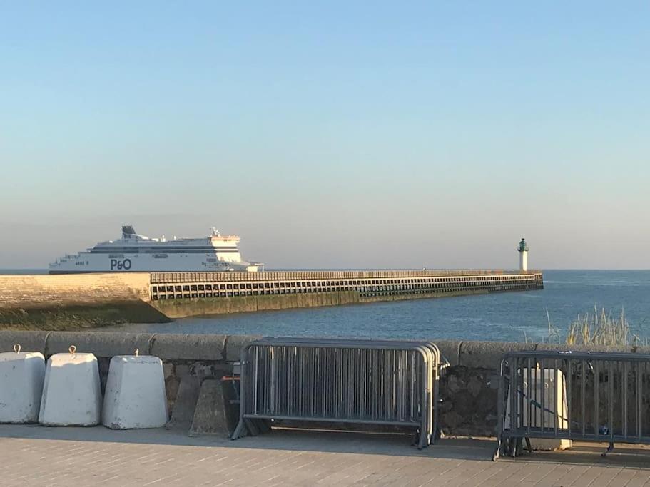 Bienvenue Chez Moi Apartamento Calais Exterior foto
